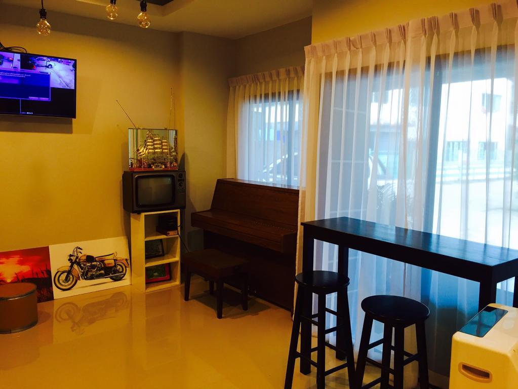 Retro Twin Home @Maesot Месот Екстер'єр фото